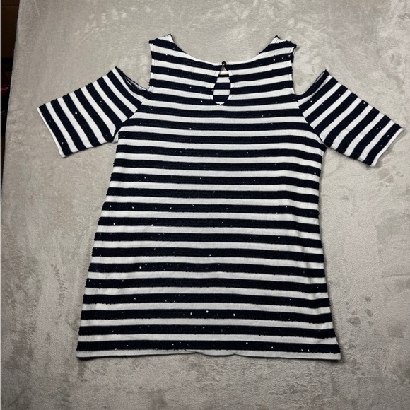 Chico’s Sequins Navy Blue White Striped Cold Shoulder Knit Blouse Size 1 (US M) - Picture 13 of 17